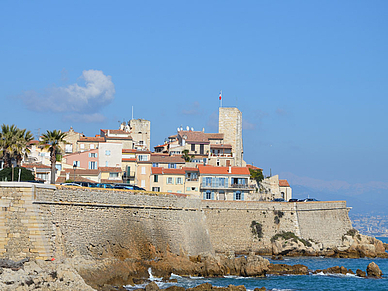 Antibes am Wasser, Französisch Sprachreisen für Erwachsene