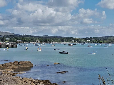 Blick übers Wasser, Englisch Sprachschule Schull