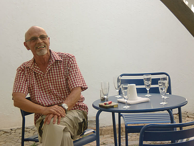 Entspannen im Garten, Portugiesisch Sprachschule in Faro