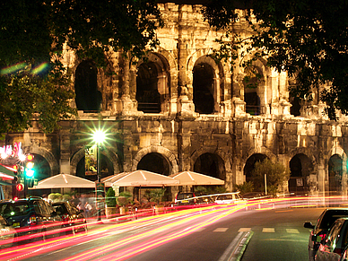 Amphitheater bei Montpellier, Französisch Sprachreisen für Erwachsene