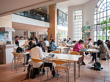 Mediathek der Französisch Sprachschule in Vichy