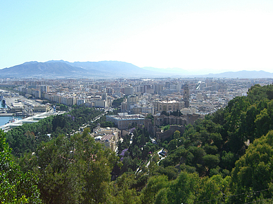 Blick über Málaga, Spanisch Sprachreisen für Erwachsene Málaga