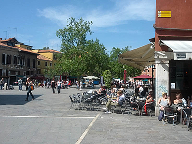 Platz in Venedig, Italienisch Sprachschule Venedig