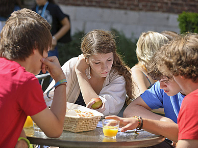 Programmteilnehmer der Schüler Sprachschule Ferrières