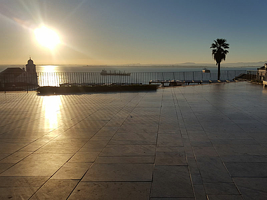 Abendstunden in Lissabon, Sprachreisen nach Portugal