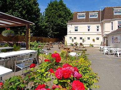 Schulhof, Englisch Sprachschule Bournemouth Strand