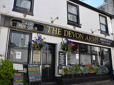 Traditioneller Pub in Torquay, Englisch Sprachreisen für Erwachsene