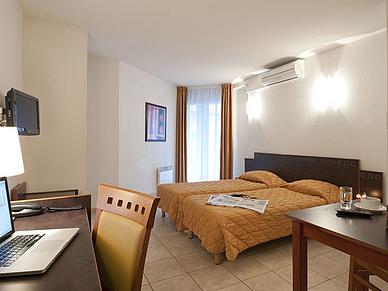 Zimmerbeispiel Studio Adagio, Business Sprachreisen Nizza