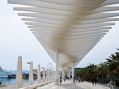 Muelle Uno - Sprachreise Málaga mit StudyLingua