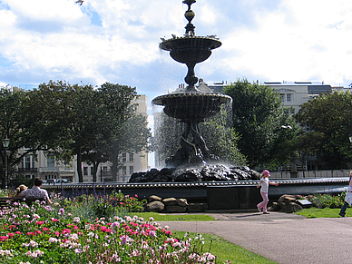 Brunnen in Brighton, Englisch Sprachreisen für Erwachsene