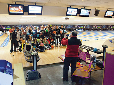 Bowling im Freizeitprogramm der Englisch Sprachschule Bournemouth Strand